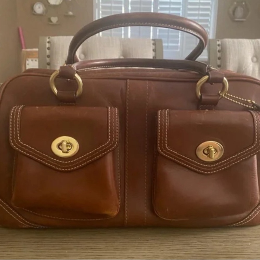 DISO!!!!! Coach Legacy Turn Lock Satchel 1808
